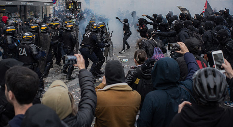 Tout le monde déteste la police